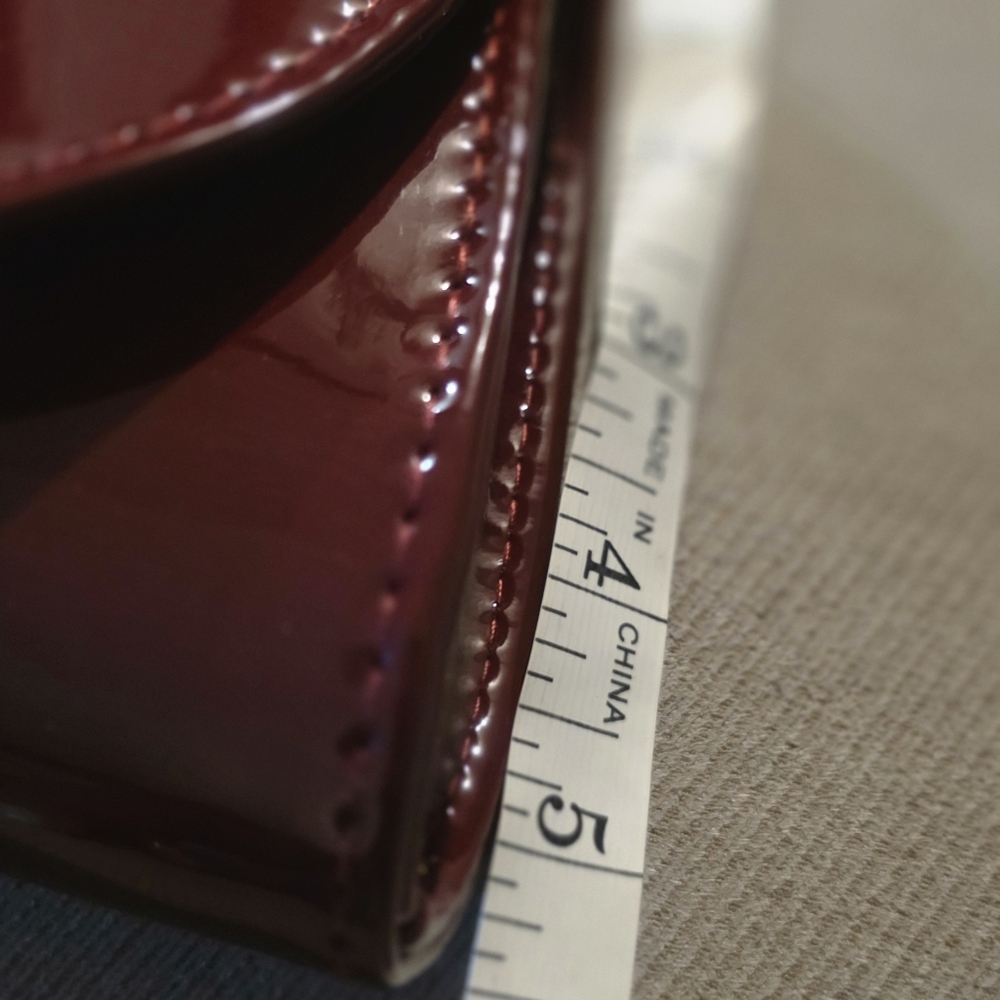 Elegant Mini Burgandy Clutch! - Picture 7 of 14